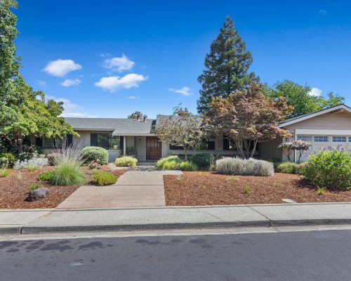372 El Divisadero Avenue