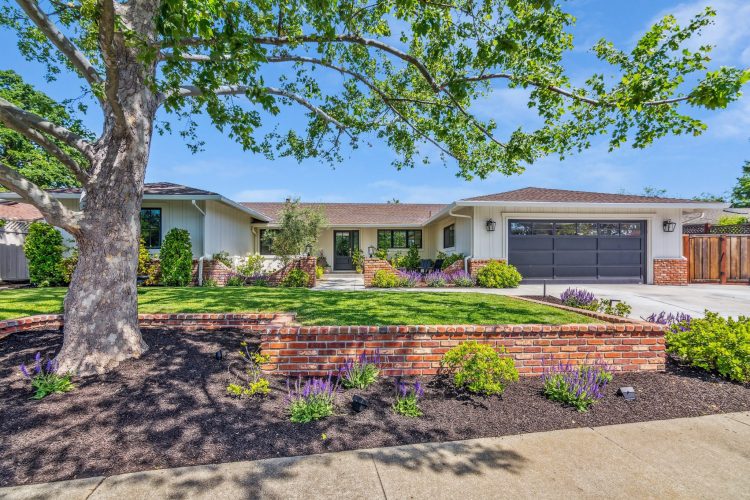 2336 Welsh Court
