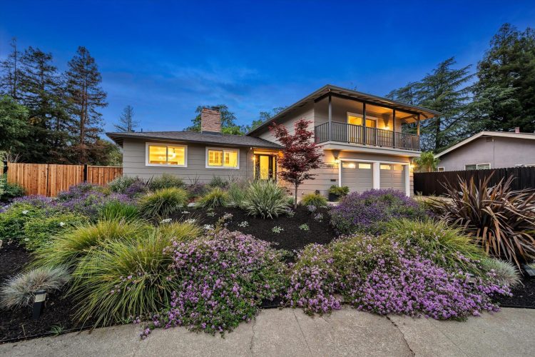1033 Woodstock Court